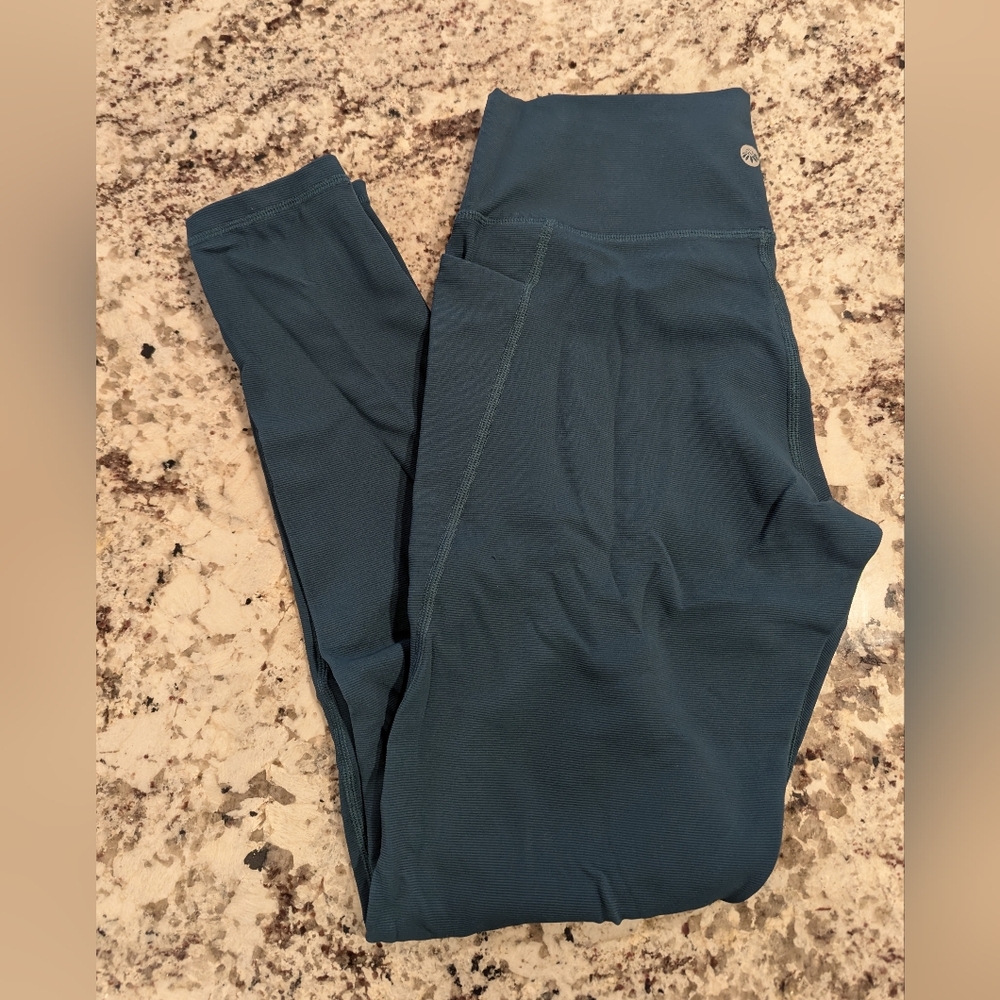 Senita Athletics Ribbed Shakti Leggings